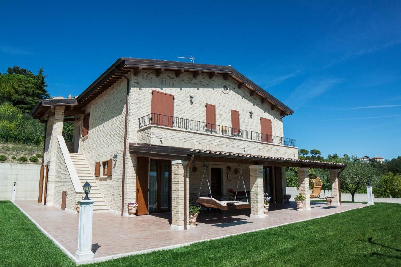 B&B L' Antica Fonte Spinetoli Ngoại thất bức ảnh
