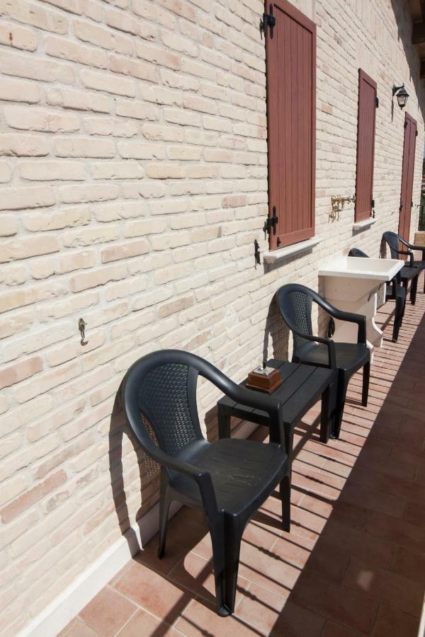 B&B L' Antica Fonte Spinetoli Ngoại thất bức ảnh